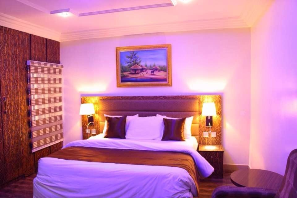E-Suites Hotel, Abuja Eksteriør billede
