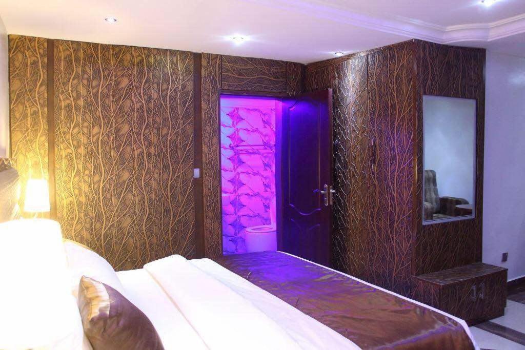 E-Suites Hotel, Abuja Eksteriør billede