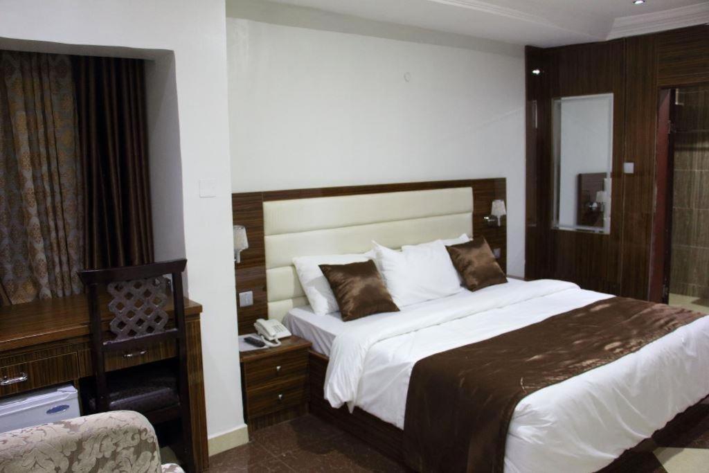 E-Suites Hotel, Abuja Eksteriør billede